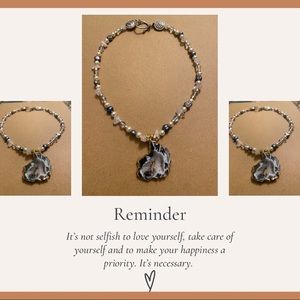 Agate beaded necklace!